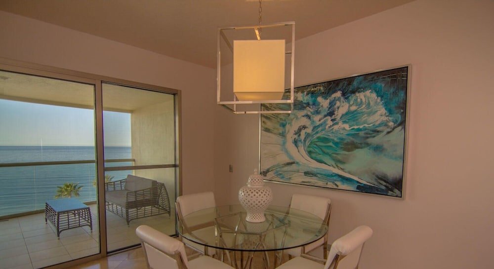 Фото 1 Playa Blanca 1207 - 1 Br condo by RedAwning