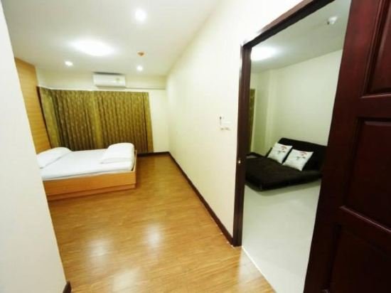 Фото Central place serviced apartment 1