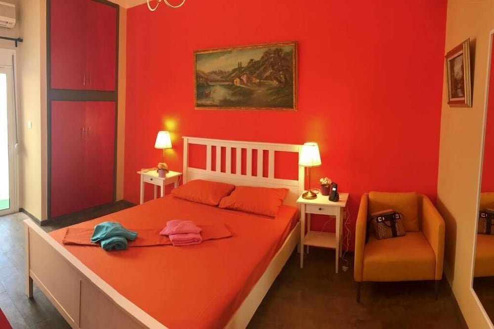 Фото Central stylish 1 Double Bed flat