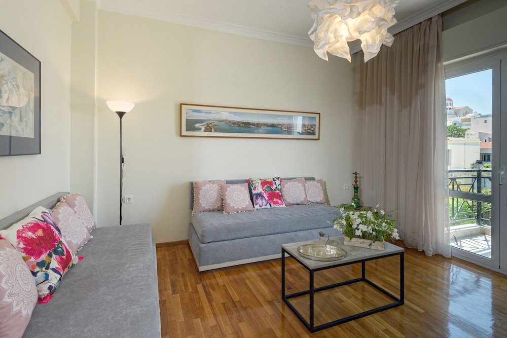 Фото Aspasia's Luxury Suites