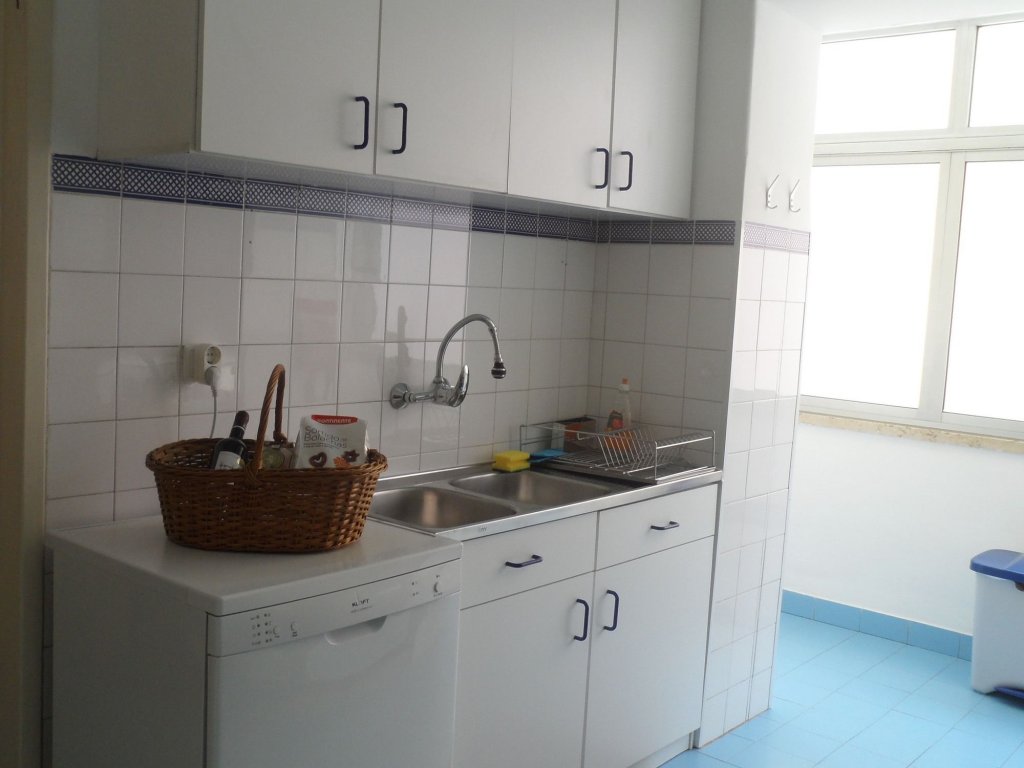 Фото Charming Family Apartment