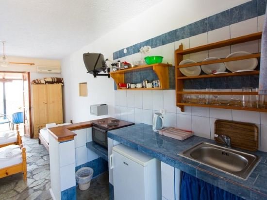 Фото Chrissomallis Apartments