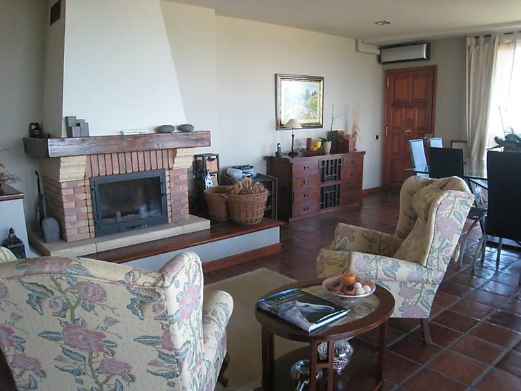 Фото Family holiday Traditional Country