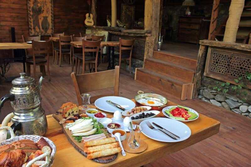 Гостиница Antik Vadi Kazdağları Bungalow Evleri в Эдремите