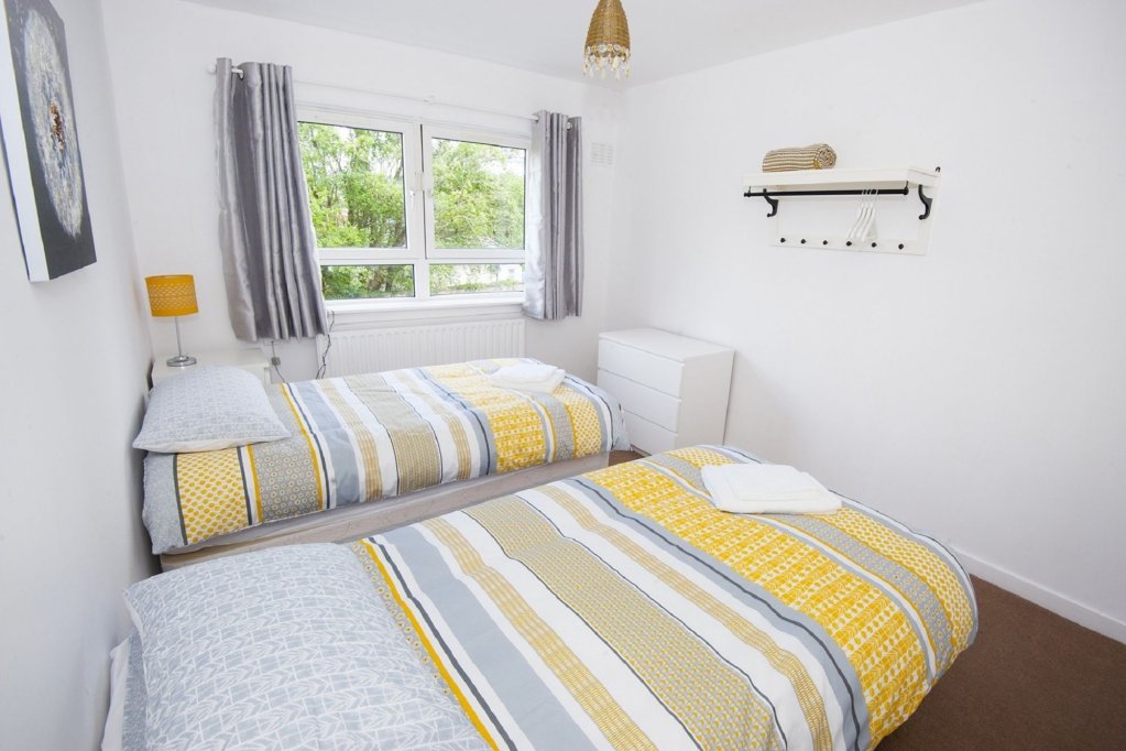 Фото Snug - Faodail Apartment