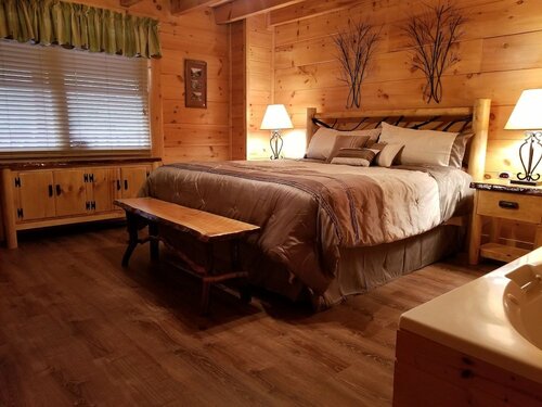 Жильё посуточно Mountain Fun - One Bedroom Cabin