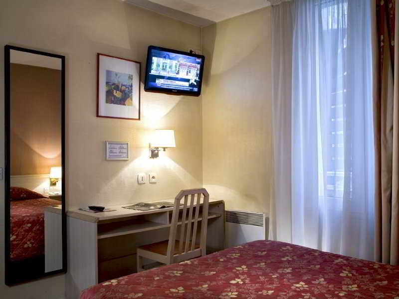 Фото Hotel Brady – Gare de l’Est