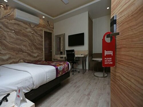 Гостиница Oyo 12172 Hotel Deep Premium в Канпуре