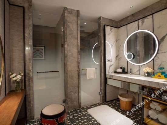 Фото Hotel Indigo Diqing Moonlight City, an Ihg Hotel