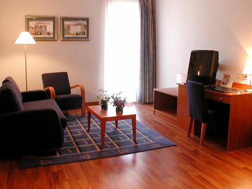 Гостиница Extremadura Hotel в Касересе