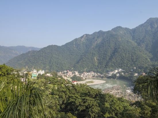 Фото Swiss Cottage and SPA by Salvus