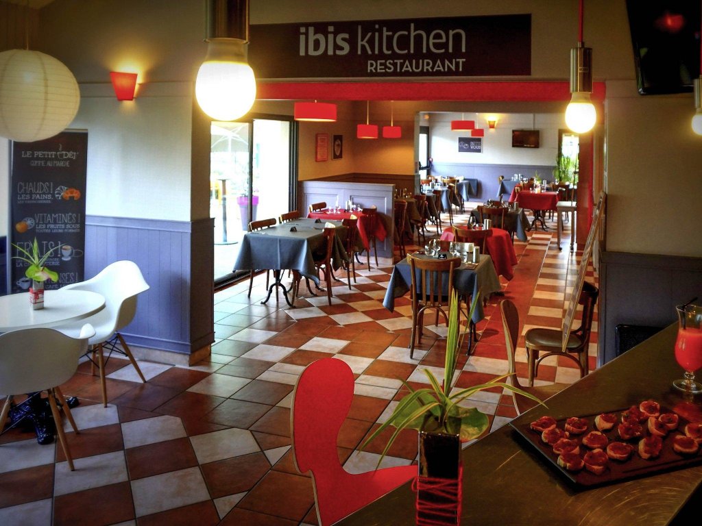 Фото ibis Tours Sud
