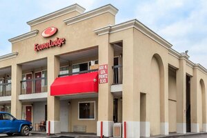 Гостиница Red Carpet Inn Philadelphia Airport