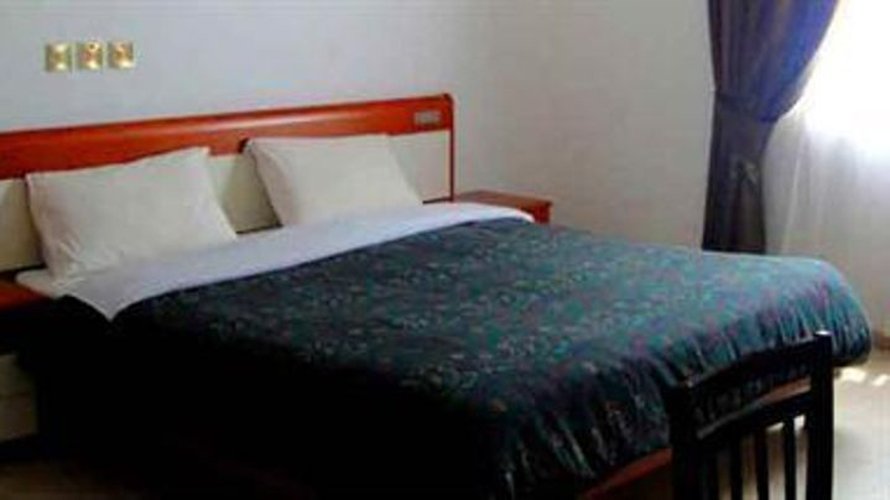 Фото Bougainvillea Hotel