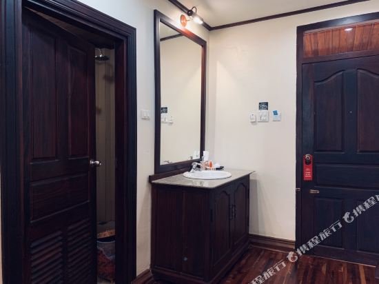 Фото Maison Vongprachan Hotel