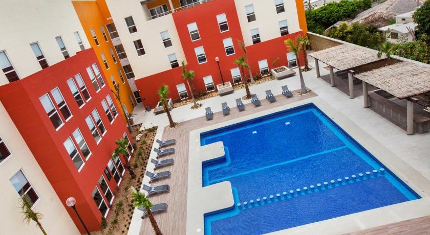 Фото City Express Suites by Marriott Cabo San Lucas