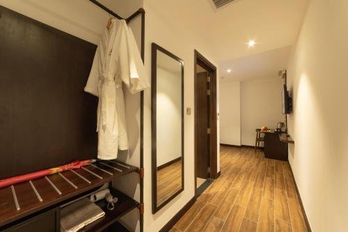 Фото Majestic Premium Hotel