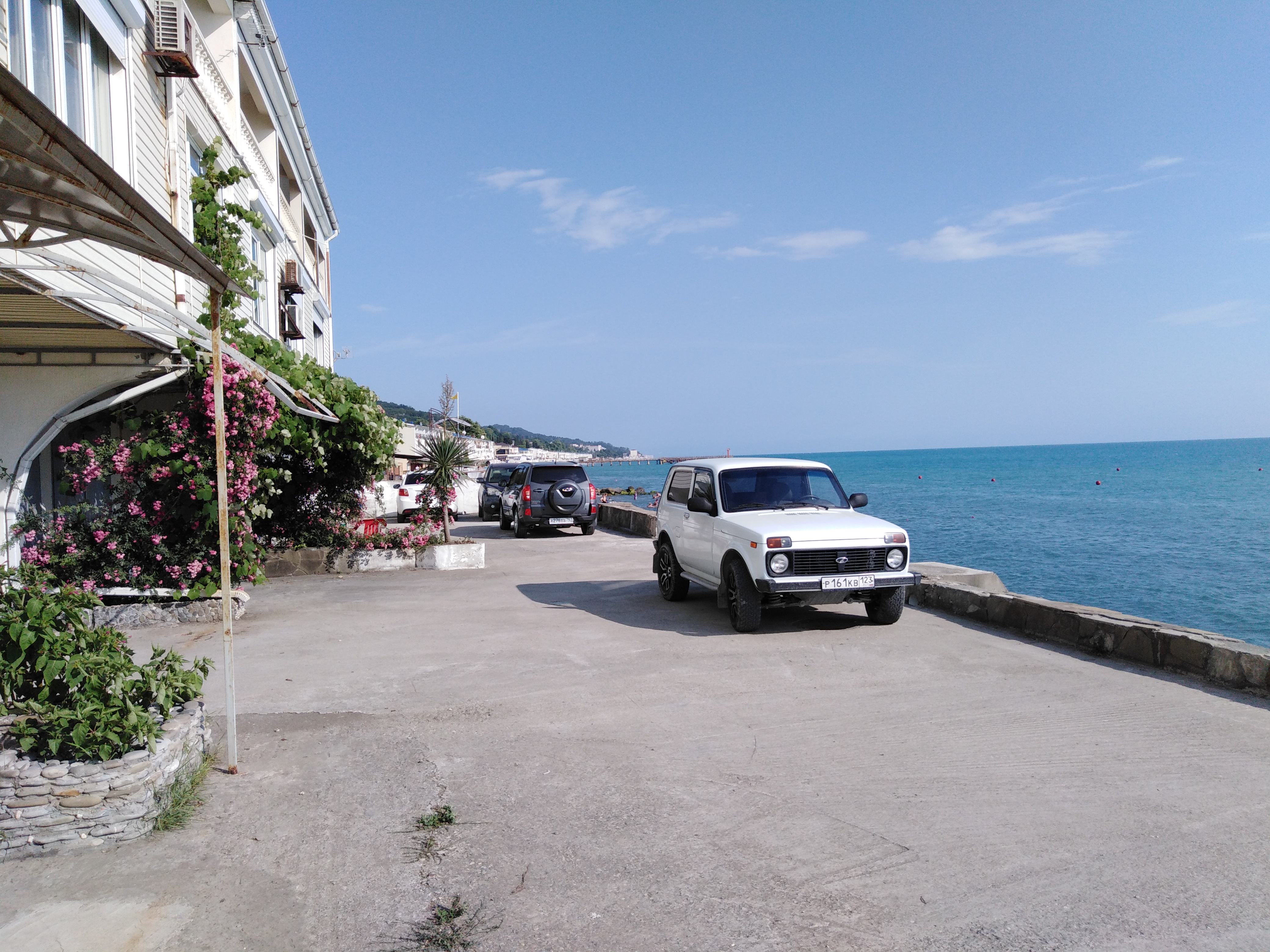 Фото отеля 1