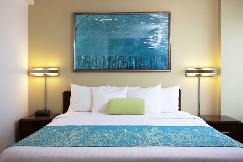 Фото SpringHill Suites by Marriott Norfolk Virginia Beach