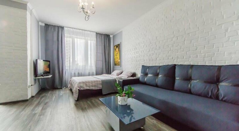 Жильё посуточно Apartment Brovary Studio 225 в Броварах