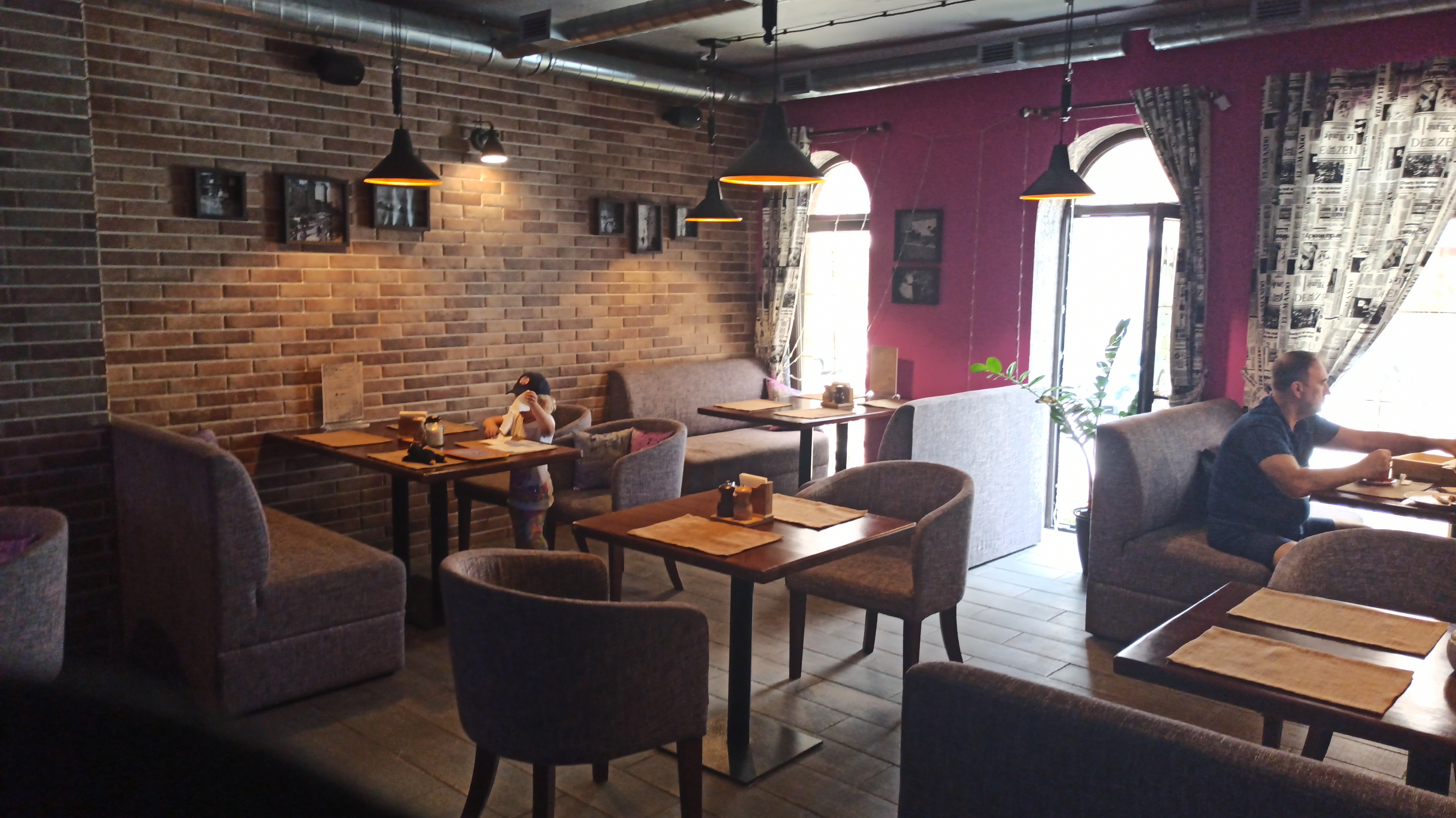 Фото БоНаМи