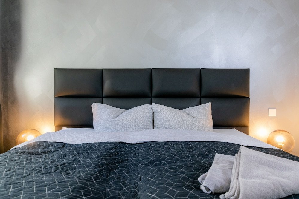 Фото Stadthaus by Hentschels Apartments