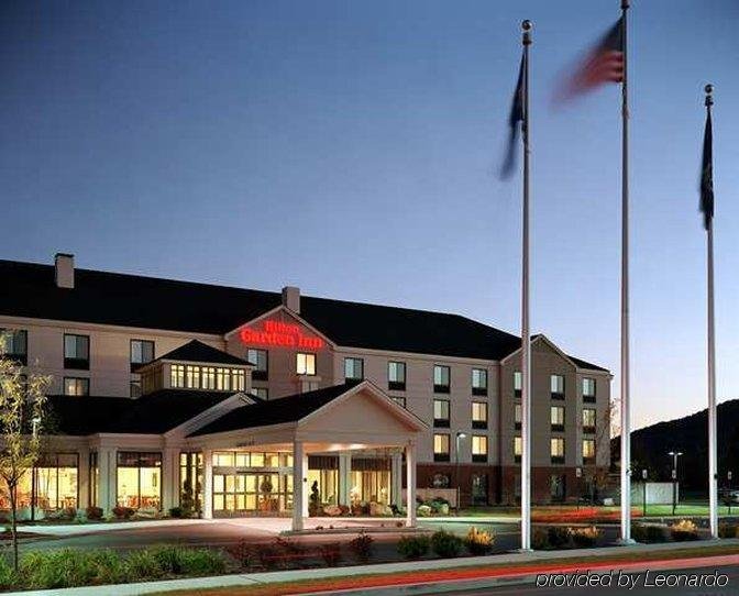 Фото Hilton Garden Inn Poughkeepsie/Fishkill