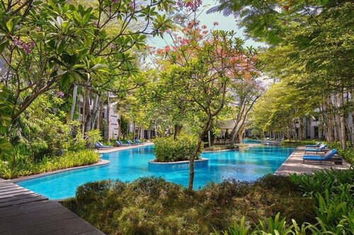 Гостиница Courtyard by Marriott Bali Nusa Dua Resort в Нуса-Дуа
