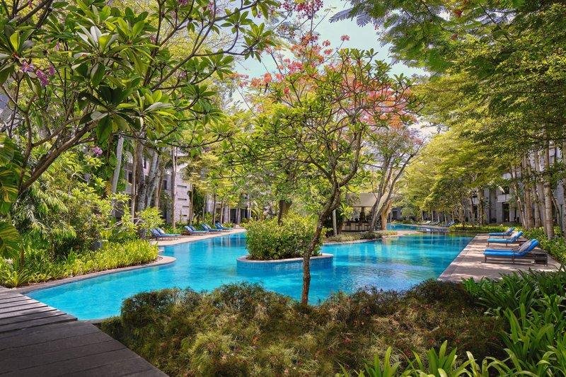 Фото Courtyard by Marriott Bali Nusa Dua Resort