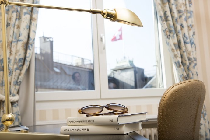 Фото Ambassador Hotel Zriuch