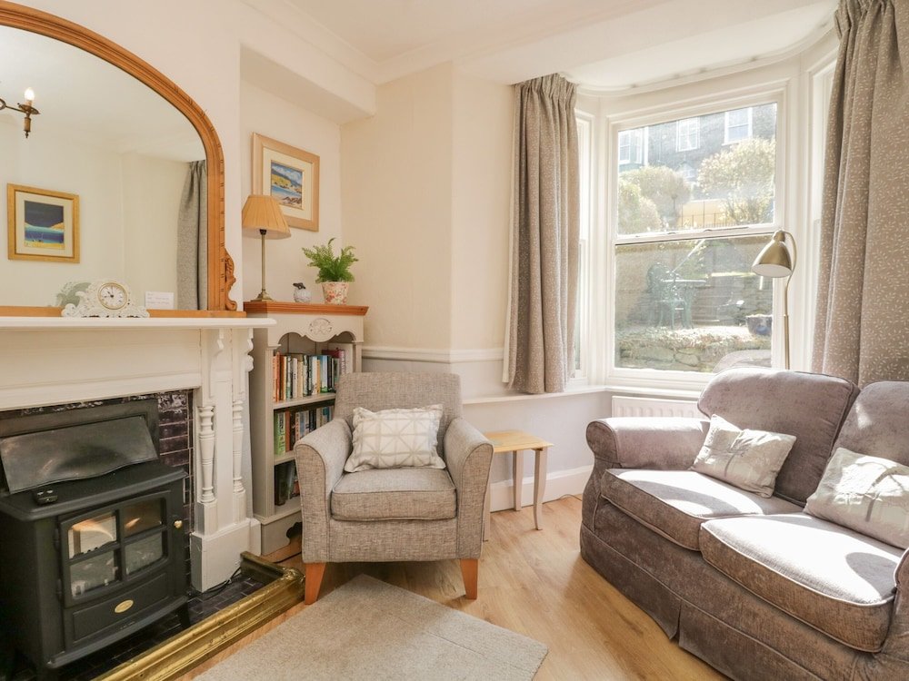 Фото Honeysuckle Cottage