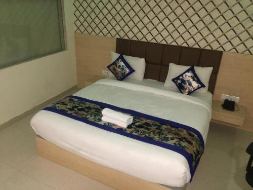 Фото Hotel D'Capitol Delhi Airport