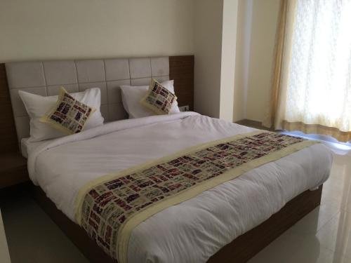 Фото Hotel D'Capitol Delhi Airport