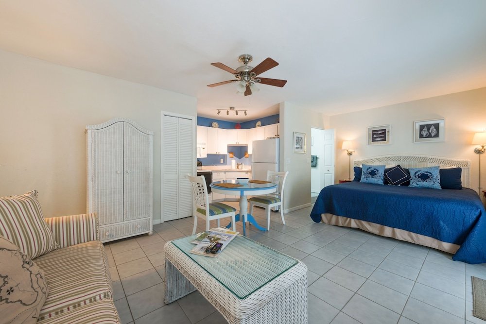 Фото Tarpon Tale Inn