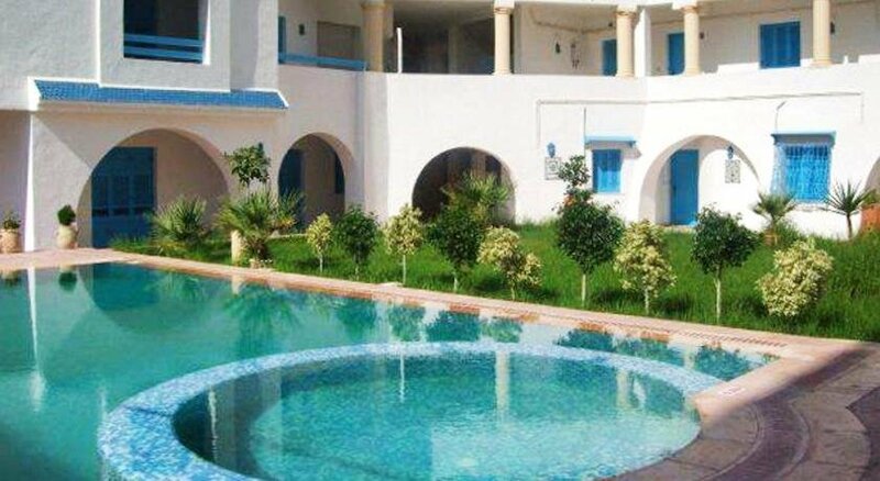 Apartment With one Bedroom in Tantana With Pool Access and Enclosed Garden - 200 m From the Beach