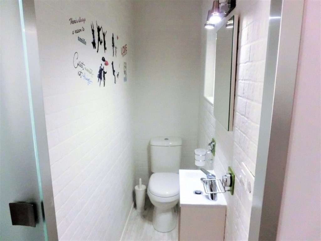 Фото Valencia Lounge Hostel