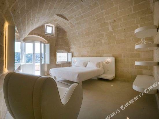 Фото Aquatio Cave Luxury Hotel & SPA