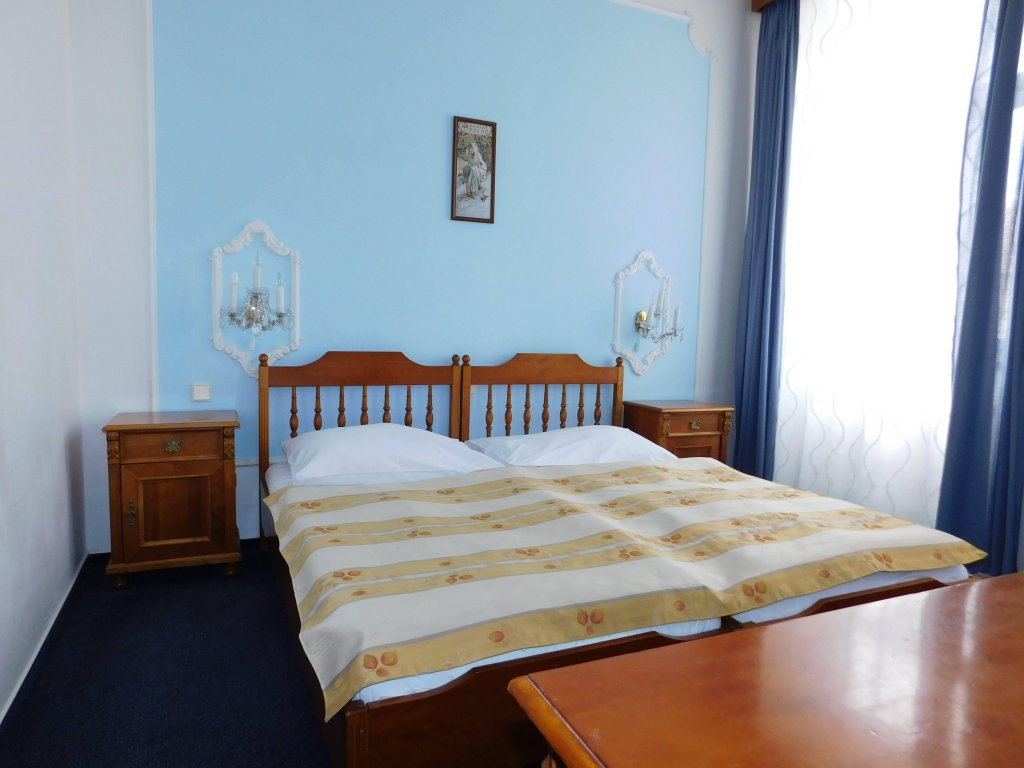 Фото Vysehrad Hotel