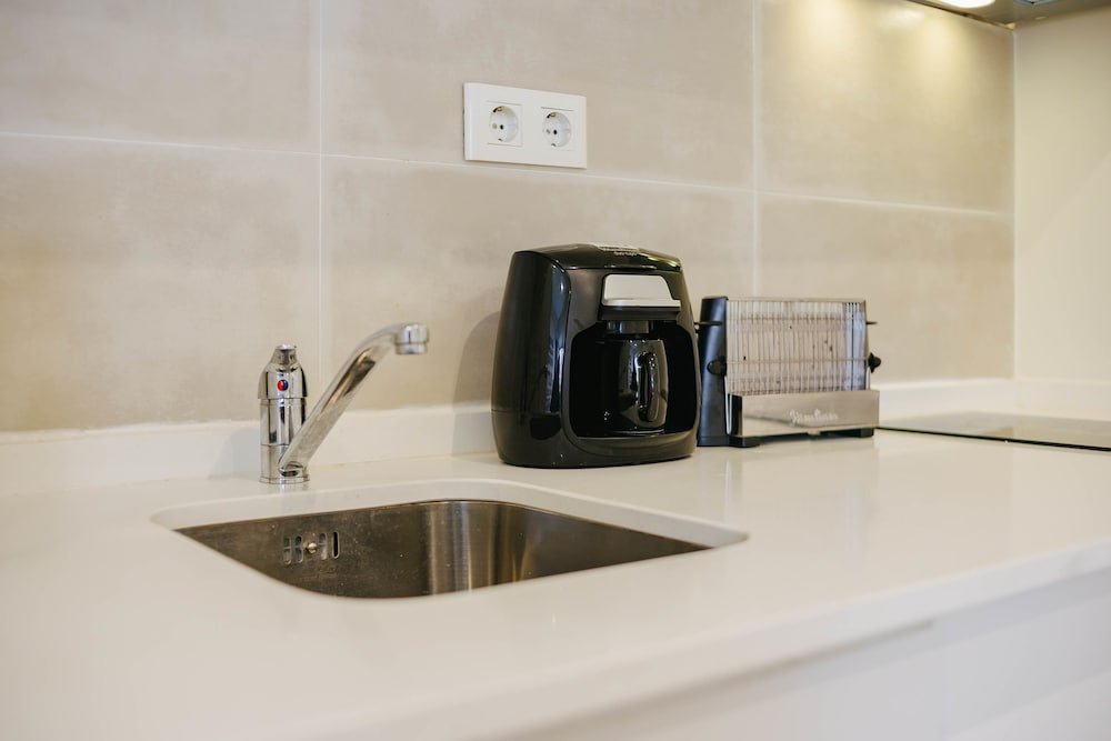 Фото Rent4Rest Bairro Alto Charming 1Bd Apartment