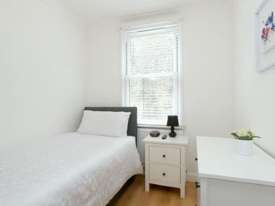 Фото Foley Street