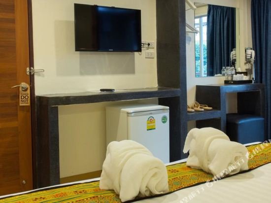 Фото Suan Dok Gate Guesthouse