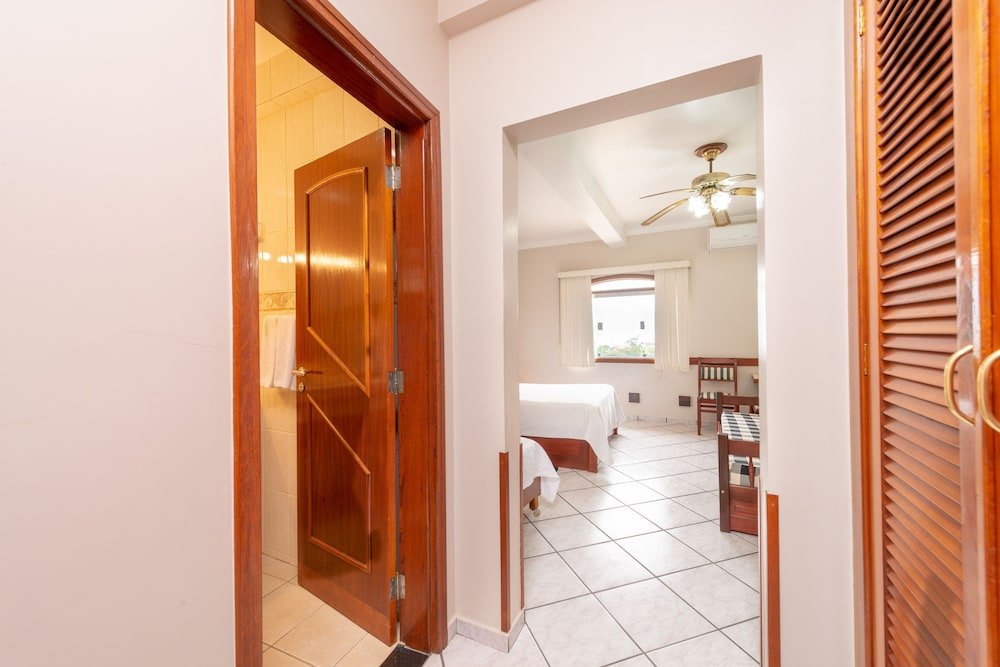 Фото Guanumbis Hotel