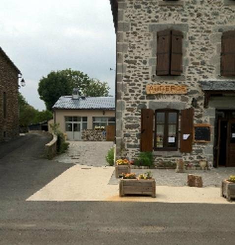 Гостиница Auberge Les Fontilles в Сене-Флуре