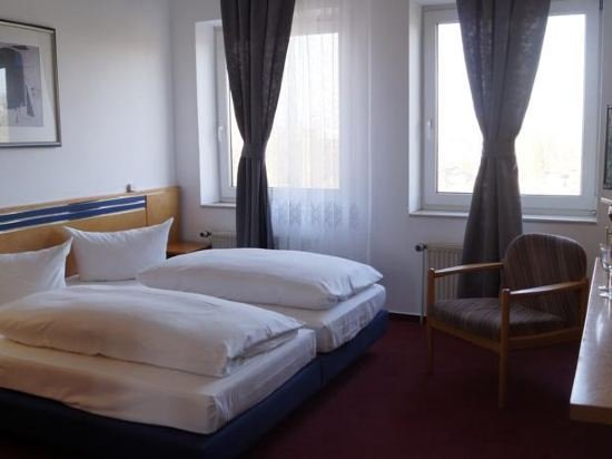 Фото Hotel Rahlstedter Hof