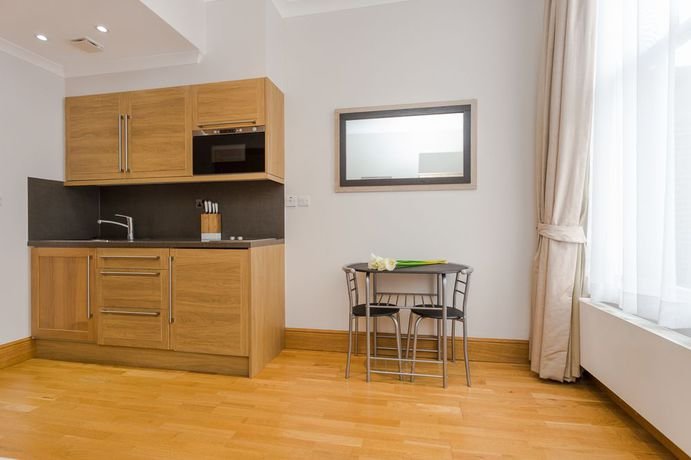 Фото Guilford Street Apartments