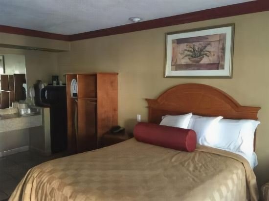 Фото Thunderbird Lodge in Riverside