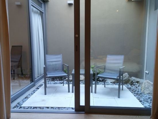 Фото Blue Views Studio Apartments