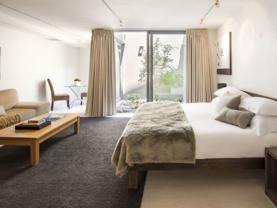 Фото Blue Views Studio Apartments