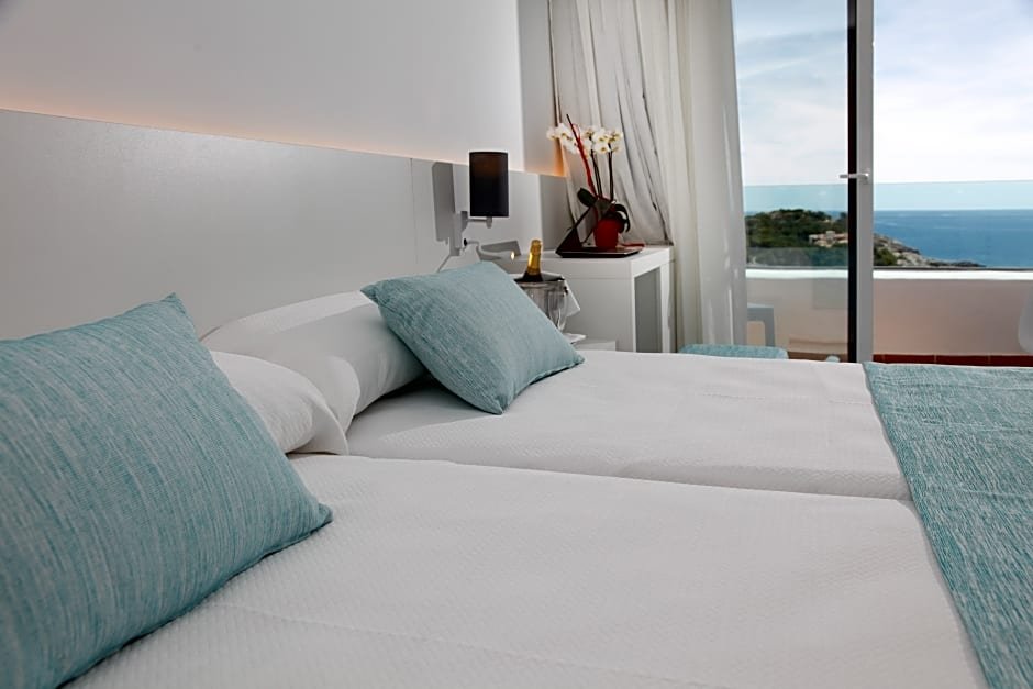 Фото Hotel Roc Carolina Capdepera