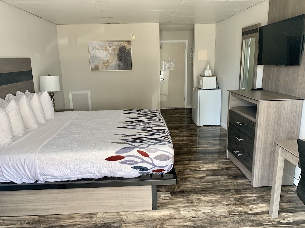 Фото Simple Life Motel